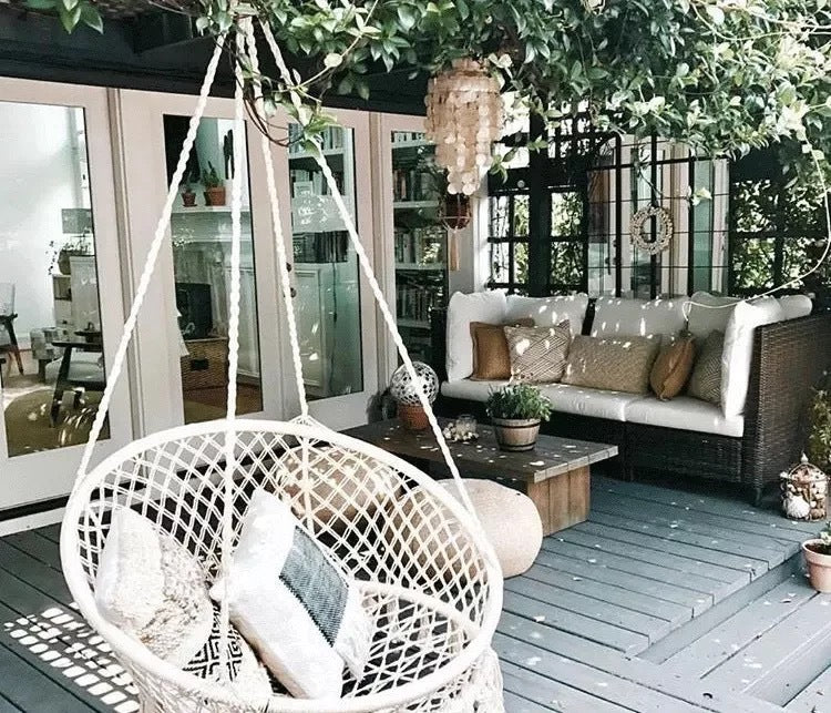 Indoor/ Outdoor Hanging Chair